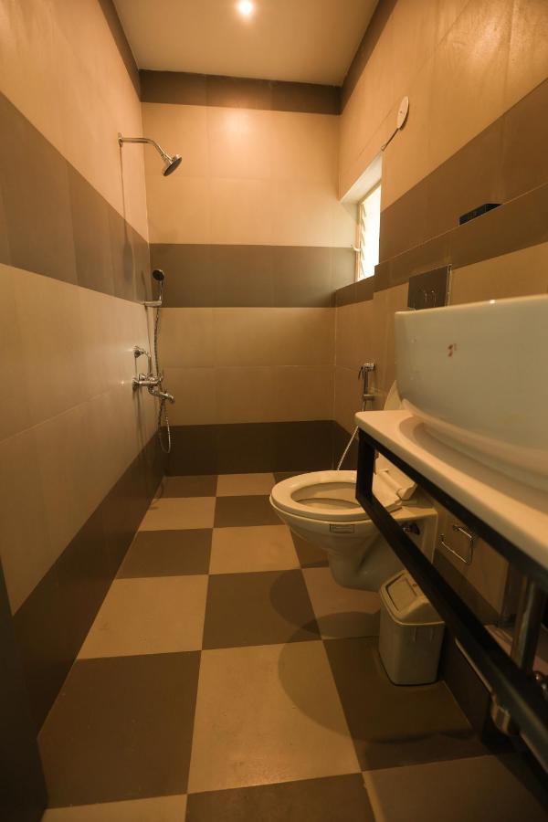 Coastal Pearl Hotel Miramar Panaji Luaran gambar