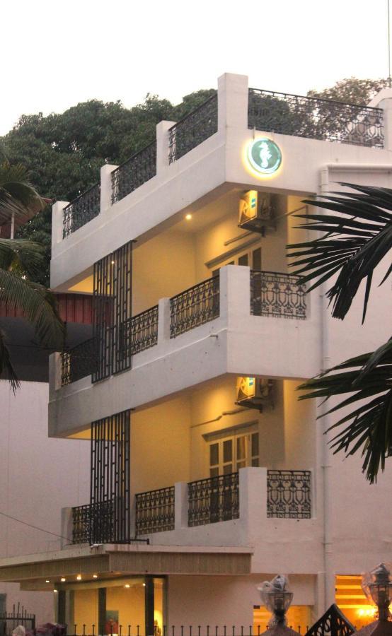 Coastal Pearl Hotel Miramar Panaji Luaran gambar